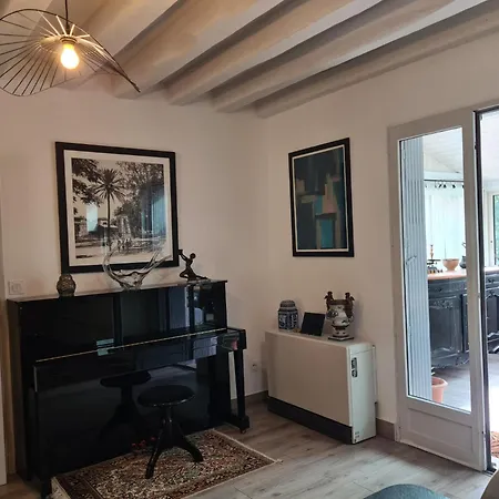 Andre- Lovely House Holiday home Saint-Andre-d'Allas